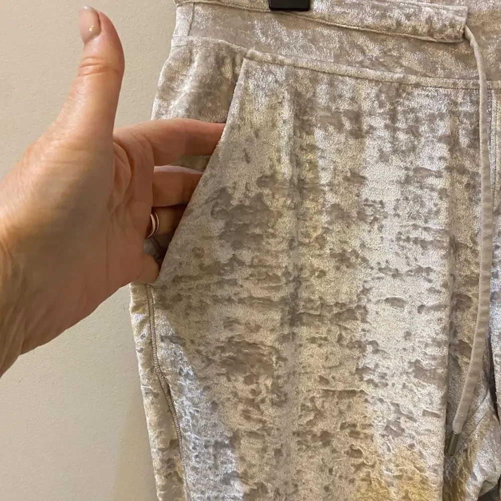Lululemon Ready to Crush Joggers Women Size 10